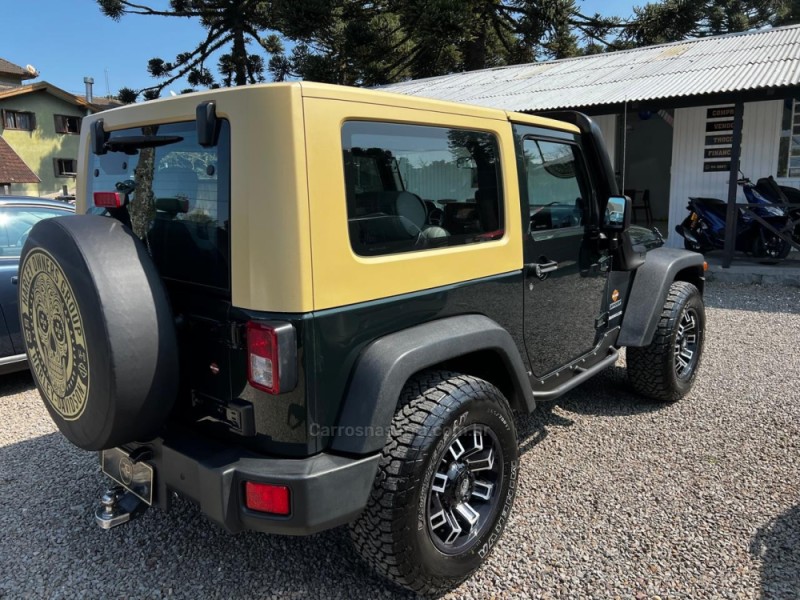 WRANGLER 3.8 SPORT 4X4 TETO RIGIDO V6 12V GASOLINA 2P AUTOMÁTICO - 2010 - CANELA