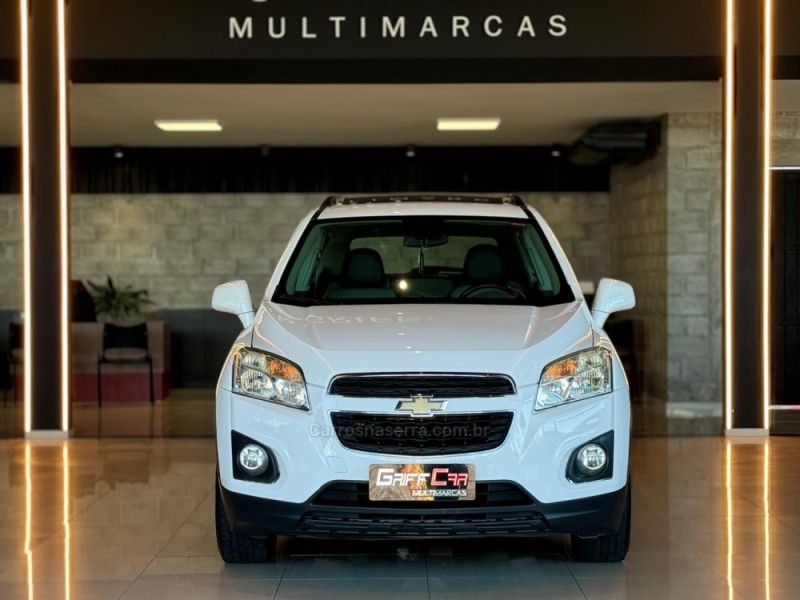 TRACKER 1.8 MPFI LTZ 4X2 16V FLEX 4P AUTOMÁTICO - 2015 - DOIS IRMãOS