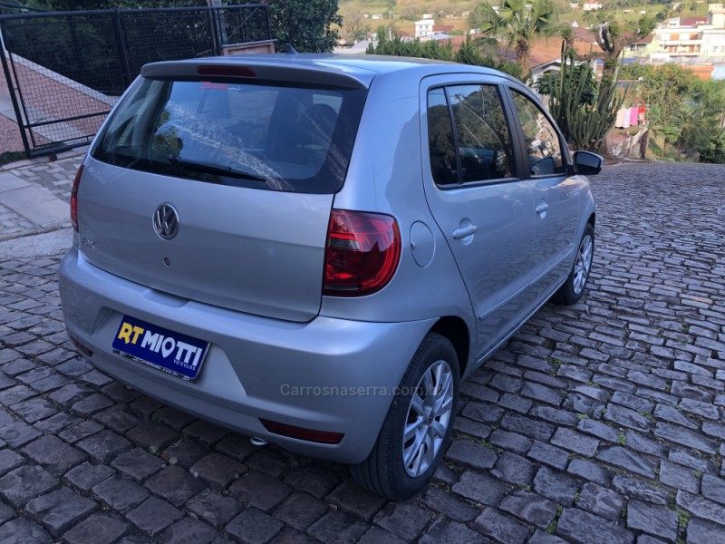 FOX 1.0 MI TREND 8V FLEX 4P MANUAL - 2014 - MUçUM