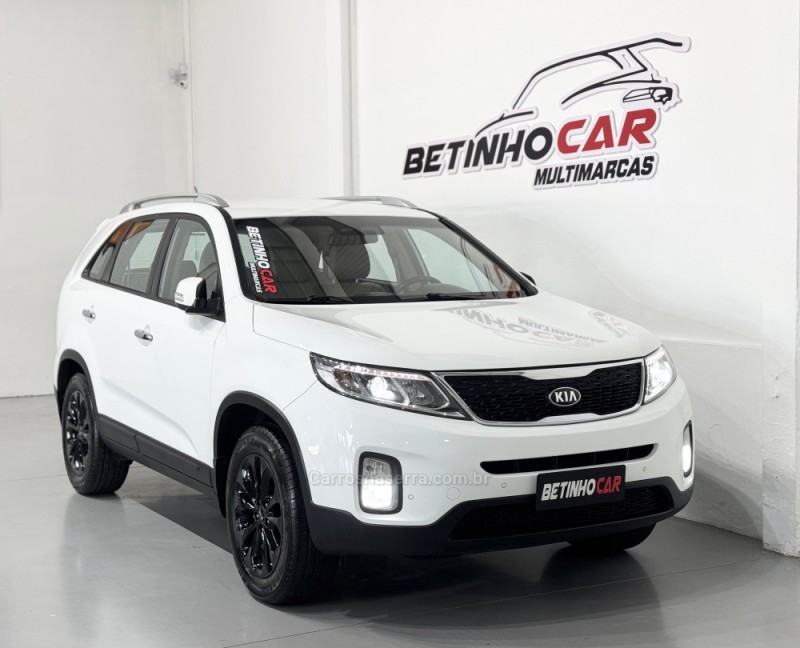 SORENTO 2.4 EX 4X2 16V GASOLINA 4P AUTOMÁTICO - 2015 - ESTâNCIA VELHA