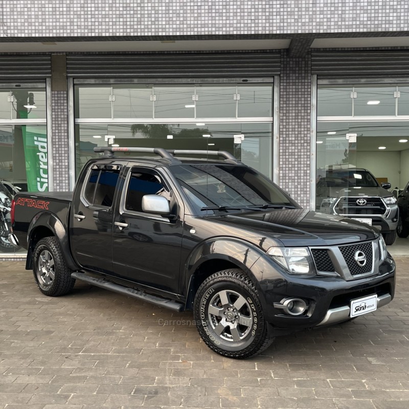 FRONTIER 2.5 SV ATTACK 4X4 CD TURBO ELETRONIC DIESEL 4P MANUAL - 2016 - VACARIA