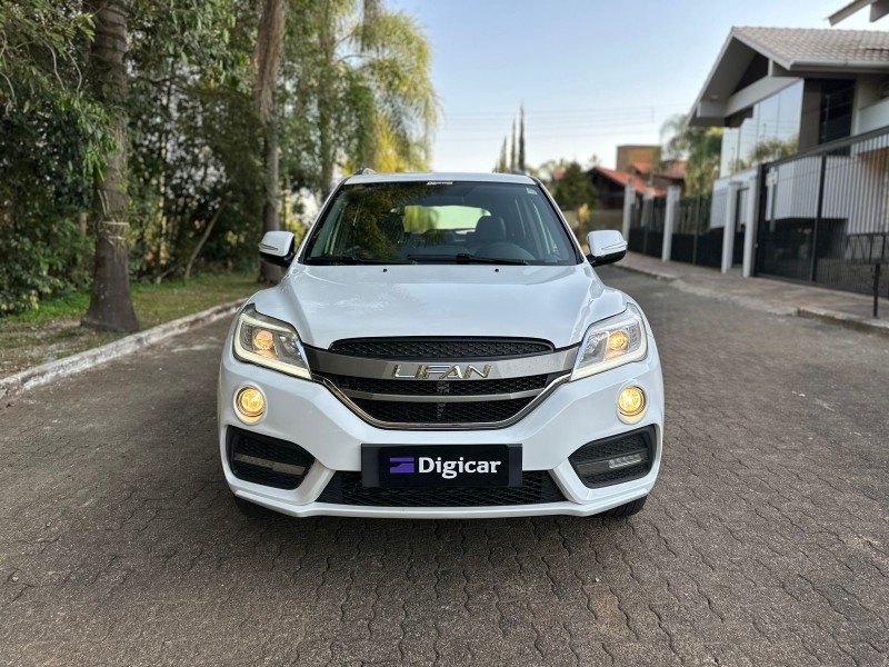 X60 1.8 16V GASOLINA 4P MANUAL - 2019 - LAJEADO