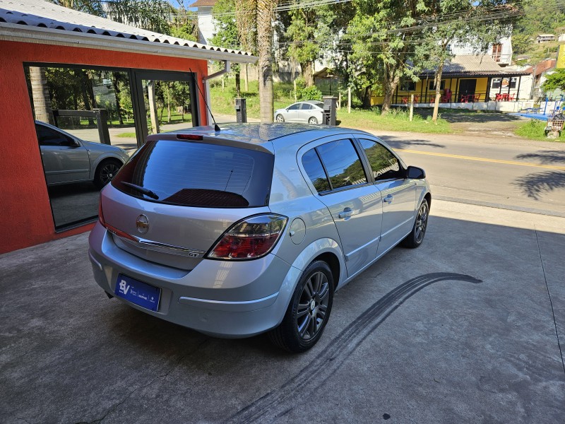 VECTRA 2.0 MPFI GT HATCH 8V FLEX 4P MANUAL - 2008 - CAXIAS DO SUL