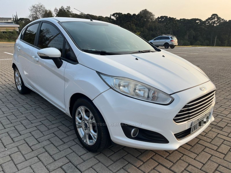 FIESTA 1.5 SE HATCH 16V FLEX 4P MANUAL - 2014 - CAXIAS DO SUL