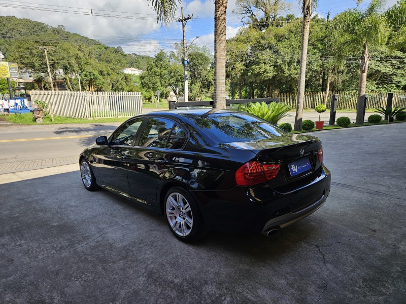 318I 2.0 SEDAN 16V GASOLINA 4P AUTOMÁTICO - 2012 - CAXIAS DO SUL