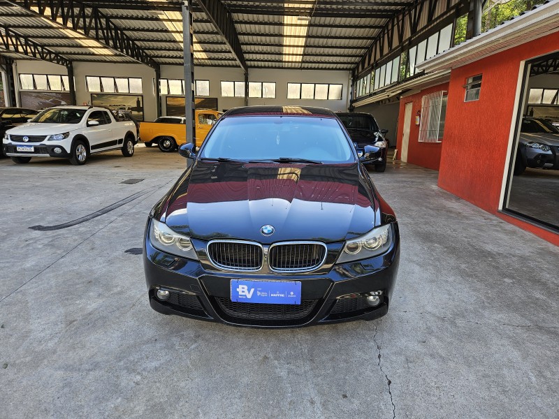 318I 2.0 SEDAN 16V GASOLINA 4P AUTOMÁTICO - 2012 - CAXIAS DO SUL