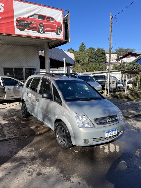 MERIVA 1.4 MPFI JOY 8V FLEX 4P MANUAL - 2005 - FARROUPILHA