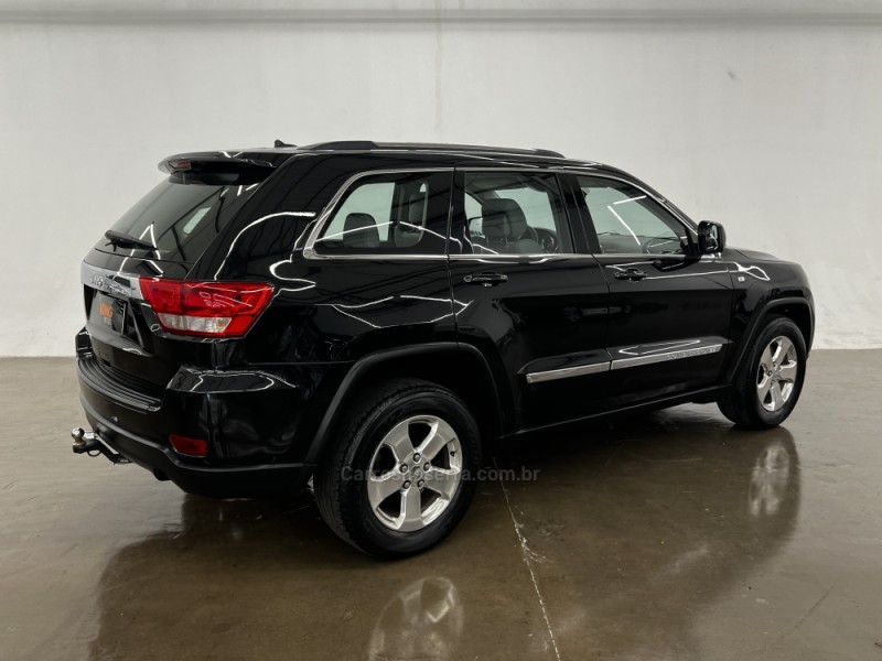 GRAND CHEROKEE 3.6 LAREDO 4X4 V6 24V GASOLINA 4P AUTOMÁTICO - 2012 - CAXIAS DO SUL