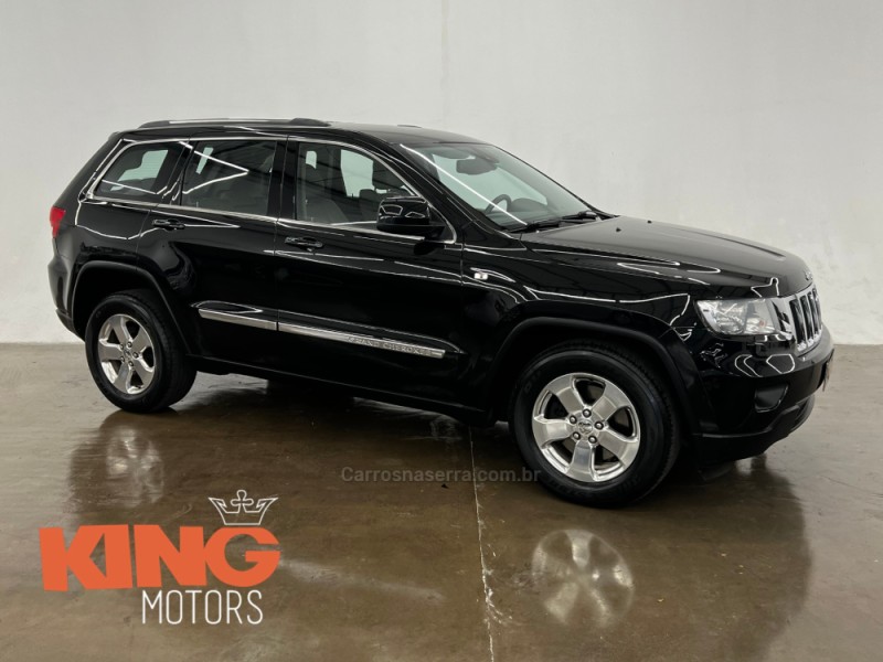 GRAND CHEROKEE 3.6 LAREDO 4X4 V6 24V GASOLINA 4P AUTOMÁTICO - 2012 - CAXIAS DO SUL