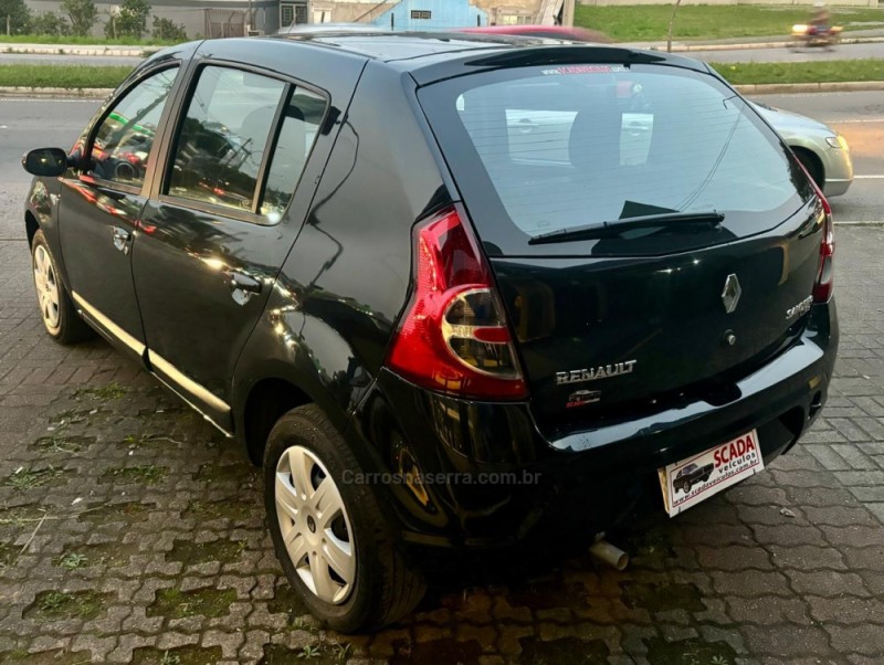 SANDERO 1.6 PRIVILÉGE 8V FLEX 4P MANUAL - 2009 - CAXIAS DO SUL