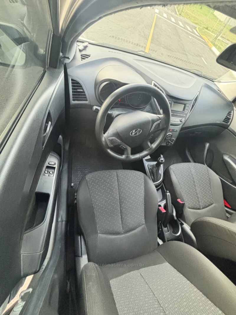 HB20 1.0 COMFORT 12V FLEX 4P MANUAL - 2017 - CARLOS BARBOSA