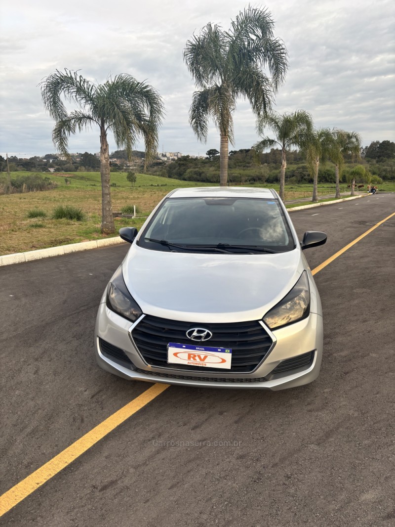 HB20 1.0 COMFORT 12V FLEX 4P MANUAL - 2017 - CARLOS BARBOSA