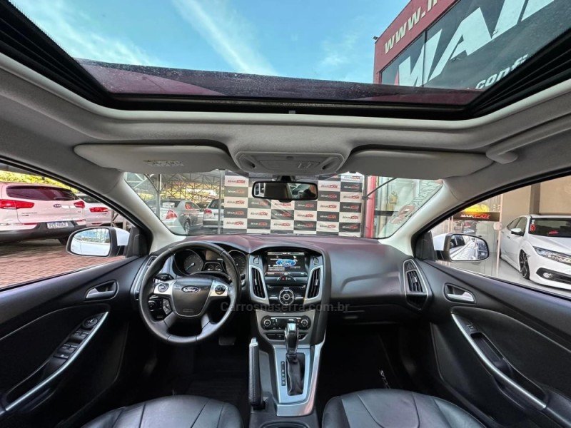 FOCUS 2.0 TITANIUM PLUS SEDAN 16V FLEX 4P AUTOMÁTICO - 2015 - ESTâNCIA VELHA