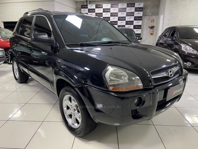 TUCSON 2.0 MPFI GL 16V 142CV 2WD GASOLINA 4P MANUAL - 2014 - ESTâNCIA VELHA