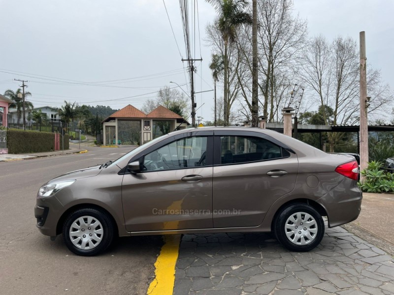 KA 1.5 SE SEDAN 12V FLEX 4P MANUAL - 2019 - CARLOS BARBOSA