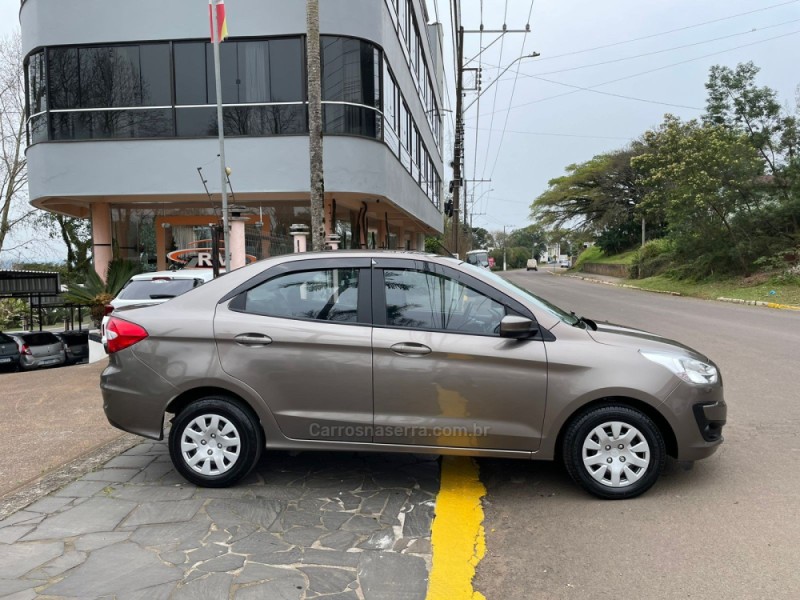 KA 1.5 SE SEDAN 12V FLEX 4P MANUAL - 2019 - CARLOS BARBOSA