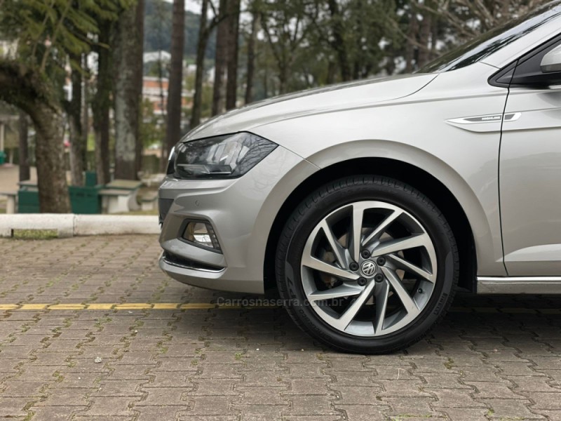 POLO 1.0	200 TSI HIGHLINE AUTOMÁTICO 