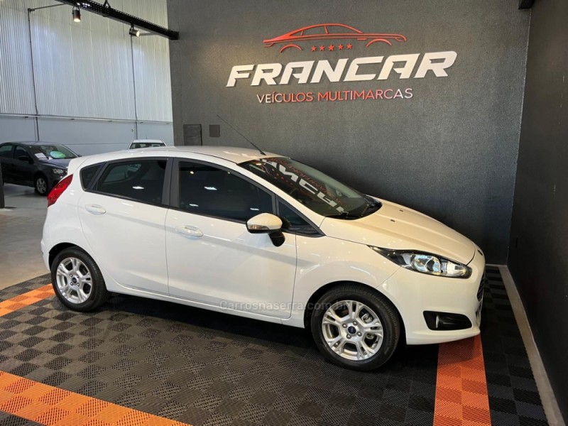 FIESTA 1.6 SEL HATCH 16V FLEX 4P MANUAL - 2017 - ANTôNIO PRADO