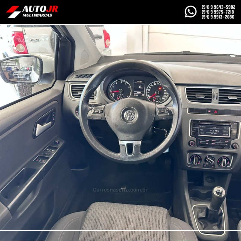 FOX 1.6 MI ITREND 8V FLEX 4P MANUAL - 2014 - VACARIA