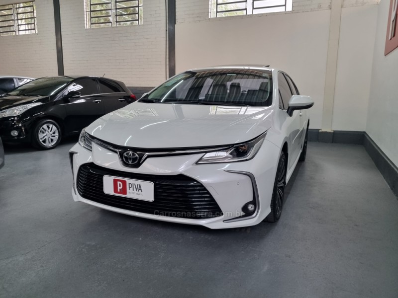 COROLLA 2.0 ALTIS PREMIUM 16V FLEX 4P AUTOMÁTICO - 2022 - GARIBALDI