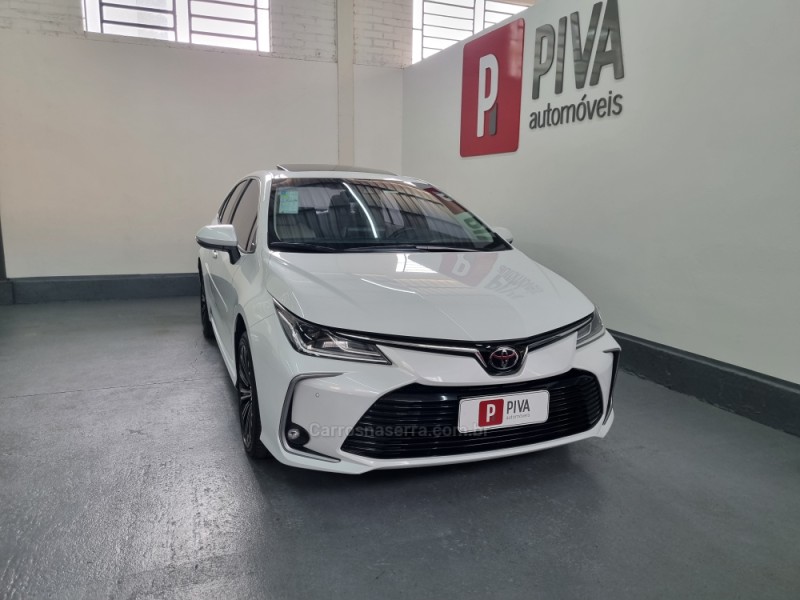 COROLLA 2.0 ALTIS PREMIUM 16V FLEX 4P AUTOMÁTICO - 2022 - GARIBALDI