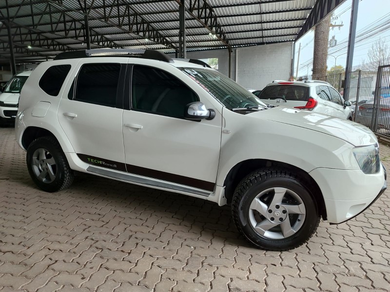 DUSTER 1.6 DYNAMIQUE 4X2 16V FLEX 4P MANUAL - 2014 - CAXIAS DO SUL