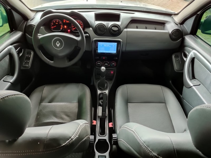 DUSTER 1.6 DYNAMIQUE 4X2 16V FLEX 4P MANUAL - 2014 - CAXIAS DO SUL