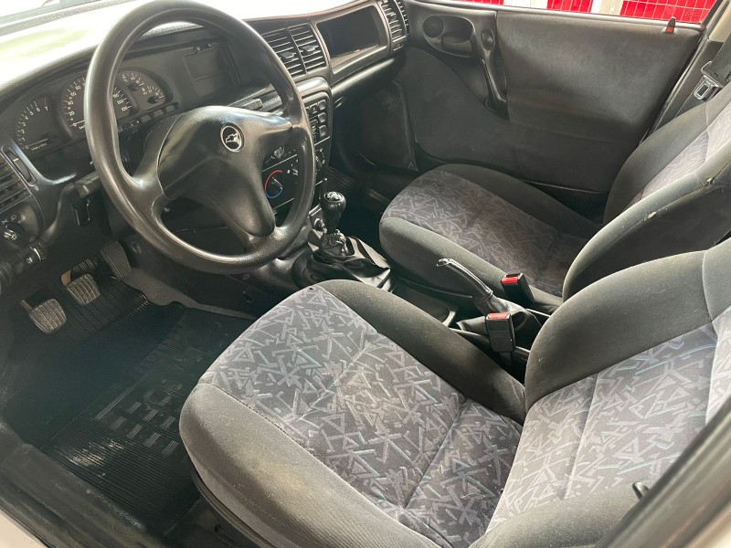 VECTRA 2.0 MPFI GLS 8V GASOLINA 4P MANUAL - 1998 - FARROUPILHA