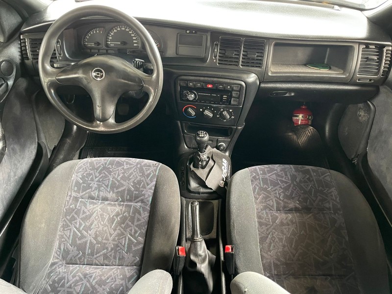 VECTRA 2.0 MPFI GLS 8V GASOLINA 4P MANUAL - 1998 - FARROUPILHA