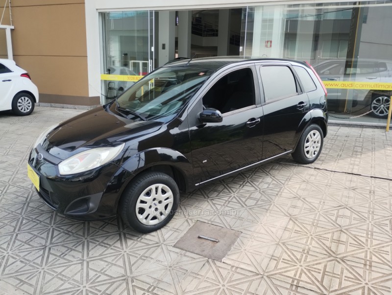 FIESTA 1.0 MPI 8V GASOLINA 4P MANUAL - 2014 - CAXIAS DO SUL