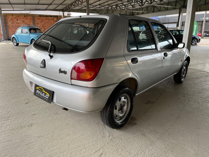 FIESTA 1.0 MPI 8V GASOLINA 4P MANUAL - 1997 - VACARIA