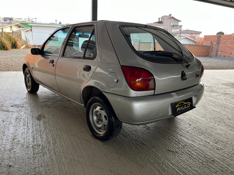 FIESTA 1.0 MPI 8V GASOLINA 4P MANUAL - 1997 - VACARIA