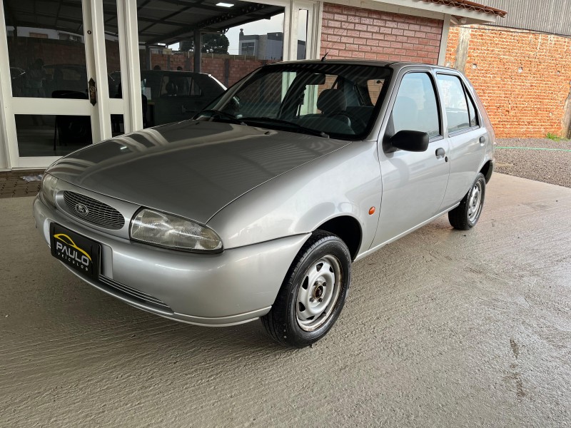 FIESTA 1.0 MPI 8V GASOLINA 4P MANUAL - 1997 - VACARIA