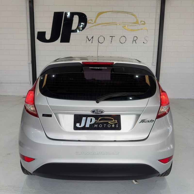 FIESTA 1.5 SE HATCH 16V FLEX 4P MANUAL - 2016 - NOVO HAMBURGO