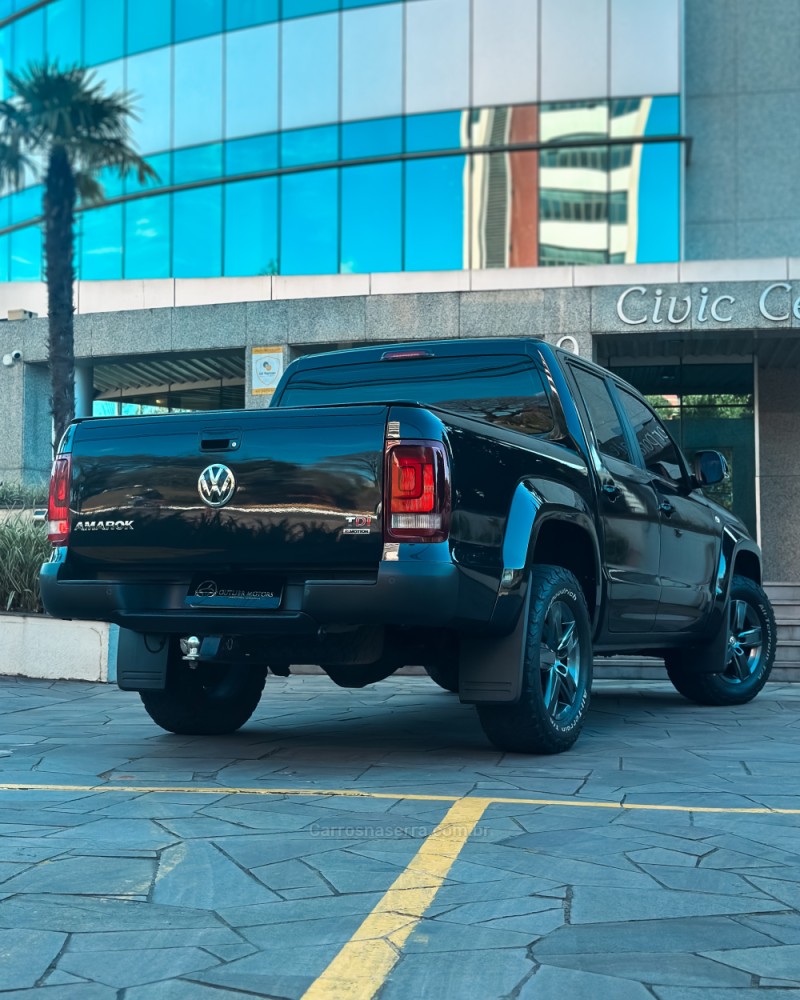 AMAROK 2.0 HIGHLINE 4X4 CD 16V TURBO INTERCOOLER DIESEL 4P AUTOMÁTICO - 2018 - NOVO HAMBURGO