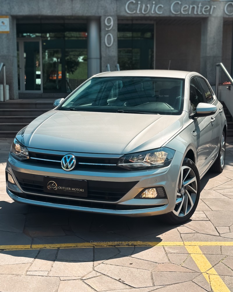 POLO 1.0 170 TSI 12V HIGHLINE FLEX 4P AUTOMÁTICO