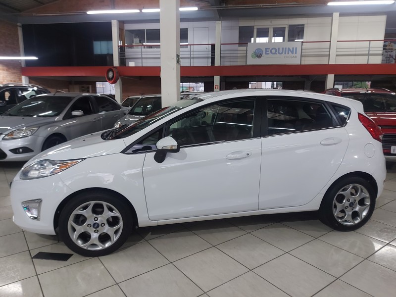 FIESTA 1.6 SE HATCH 16V FLEX 4P MANUAL - 2013 - FARROUPILHA