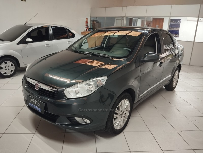 GRAND SIENA 1.6 MPI ESSENCE 16V FLEX 4P MANUAL - 2013 - NOVO HAMBURGO