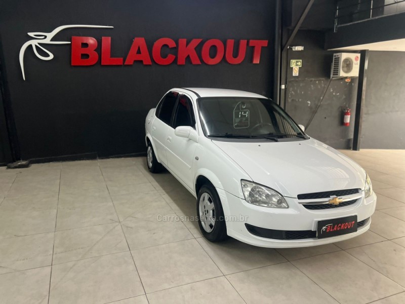 CLASSIC 1.0 MPFI LS 8V GASOLINA 4P MANUAL - 2014 - CAMPO BOM