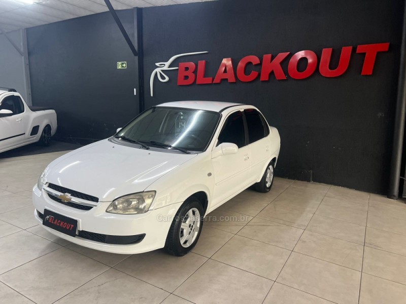 CLASSIC 1.0 MPFI LS 8V GASOLINA 4P MANUAL - 2014 - CAMPO BOM