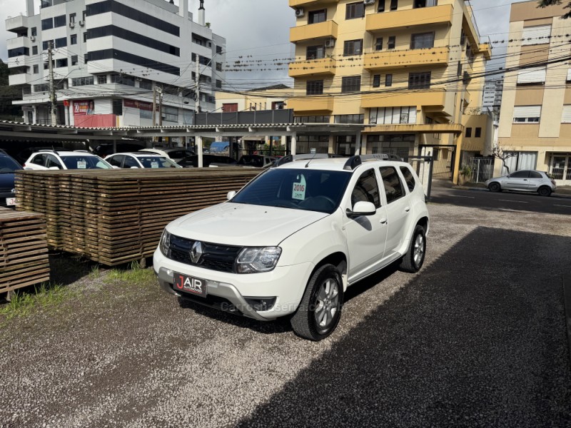 DUSTER 1.6 DYNAMIQUE 4X2 16V FLEX 4P MANUAL - 2016 - GARIBALDI