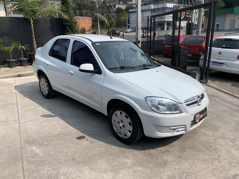 PRISMA 1.4 MPFI MAXX 8V FLEX 4P MANUAL - 2009 - CAXIAS DO SUL