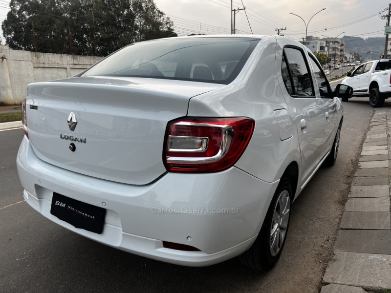 LOGAN 1.6 ZEN 16V FLEX 4P MANUAL - 2022 - GUAPORé