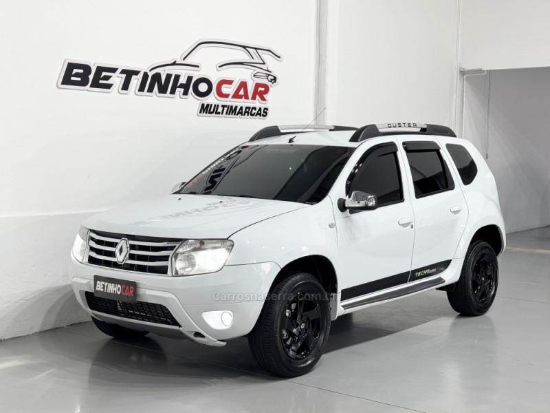 DUSTER 2.0 DYNAMIQUE 4X2 16V FLEX 4P MANUAL - 2013 - ESTâNCIA VELHA