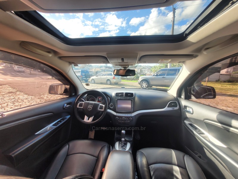 JOURNEY 3.6 RT V6 GASOLINA 4P AUTOMÁTICO - 2014 - CAXIAS DO SUL