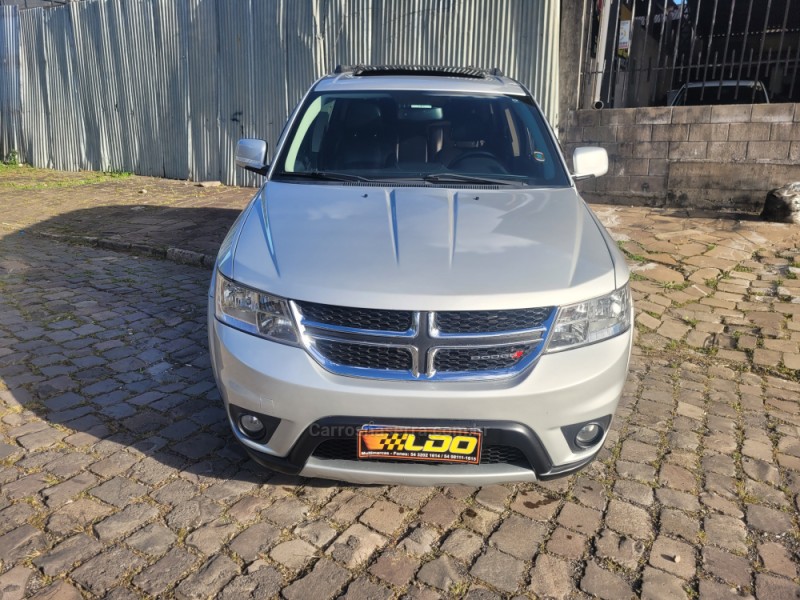 JOURNEY 3.6 RT V6 GASOLINA 4P AUTOMÁTICO - 2014 - CAXIAS DO SUL