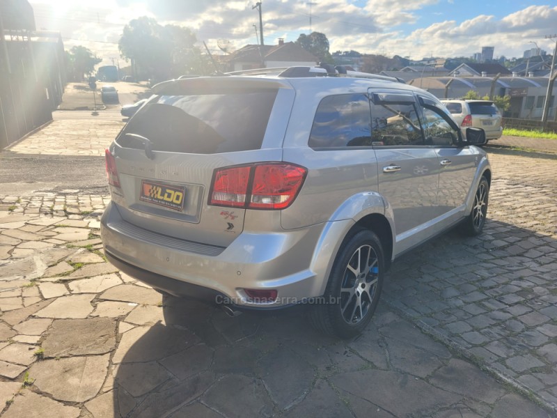 JOURNEY 3.6 RT V6 GASOLINA 4P AUTOMÁTICO - 2014 - CAXIAS DO SUL