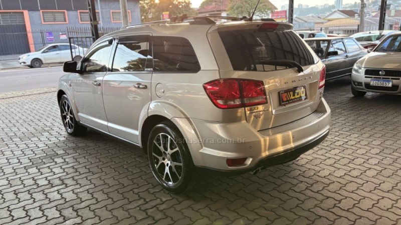 JOURNEY 3.6 RT V6 GASOLINA 4P AUTOMÁTICO - 2014 - CAXIAS DO SUL