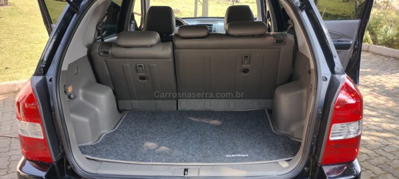 TUCSON 2.0 MPFI GLS 16V 143CV 2WD FLEX 4P AUTOMÁTICO - 2014 - NOVA PRATA