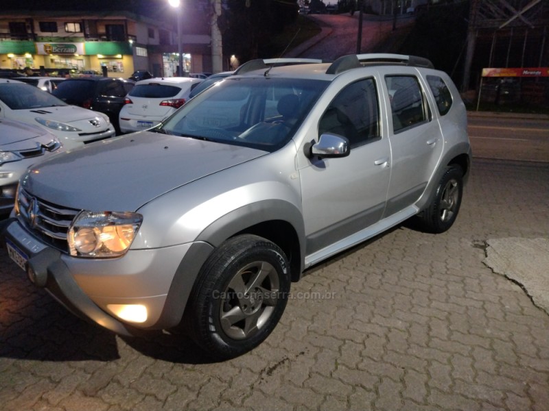 DUSTER 1.6 DYNAMIQUE 4X2 16V FLEX 4P MANUAL - 2013 - CAXIAS DO SUL